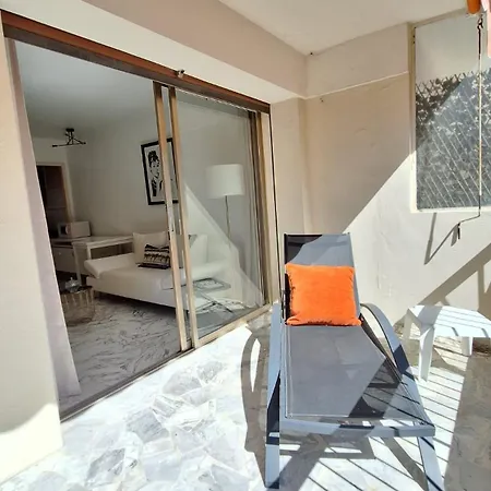 Apartament Lacour 1 Terrasse Calme 300m De La Croisette Plages Cannes